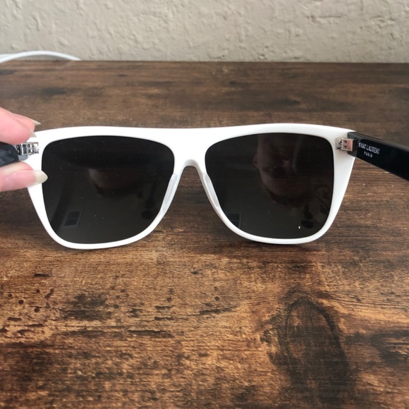 SAINT LAURENT SAINT LAURENT NEW WAVE SUNGLASSES SL 1 019 BLACK/WHITE 59MM YSL - Picture 3 of 5